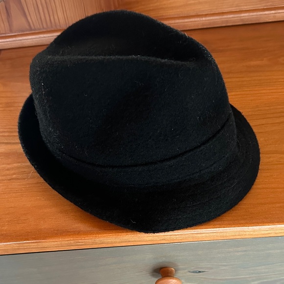 Kangol Black Fedora Hat 55% wool, 45% Chlorofibre - Picture 1 of 2